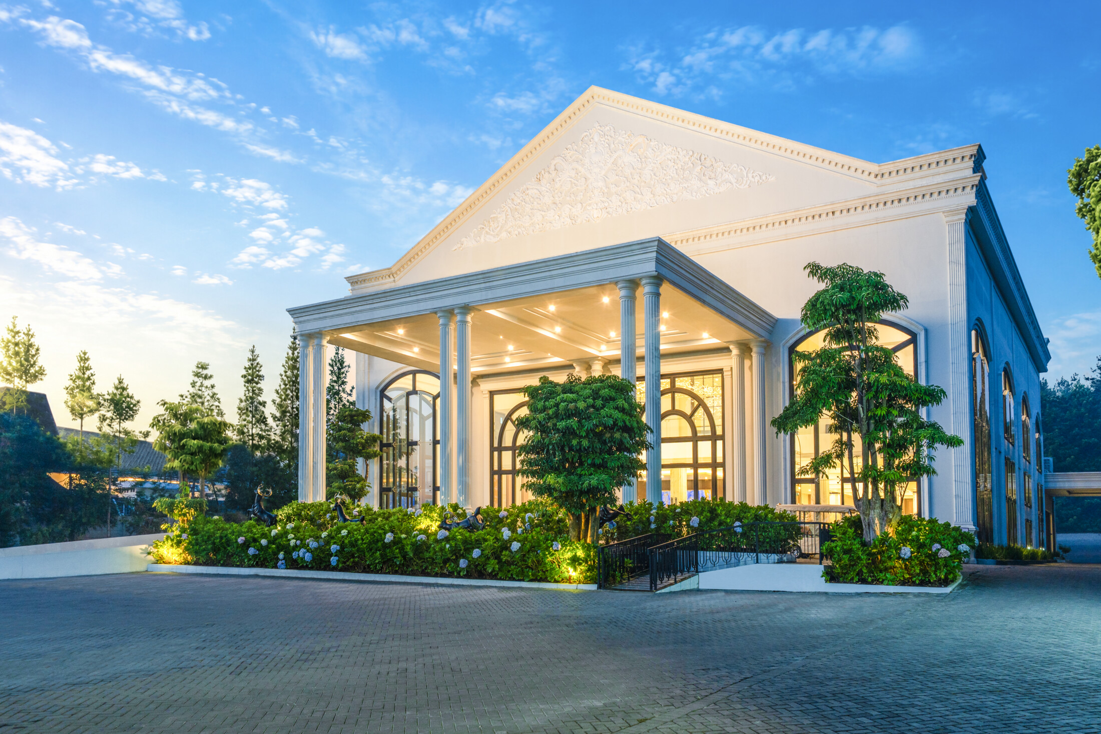 Eminence International Open Newly 5-Star Hotel in Lembang